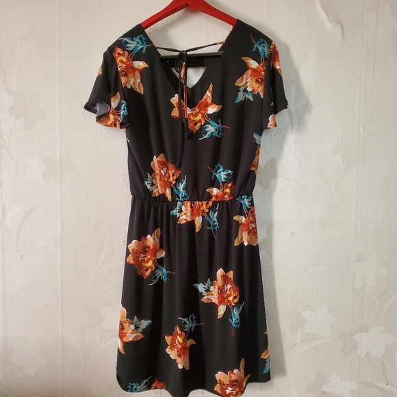 Sz Small Maurices floral summer dress. Women's. - Picture 2 of 6